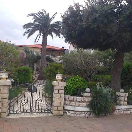 Apartments Picolo Paradiso Miljenko Debelic Barbat na Rabu المظهر الخارجي الصورة