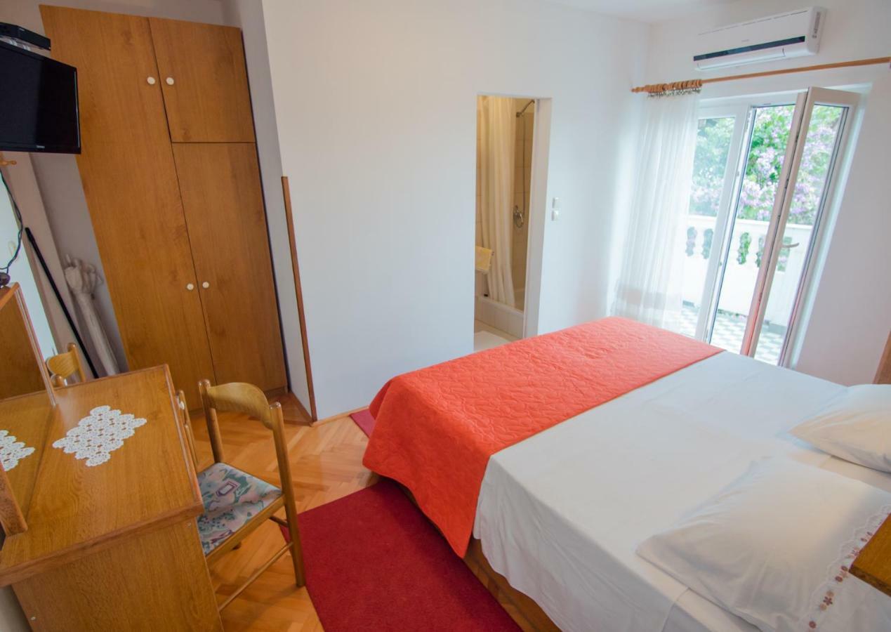 Apartments Picolo Paradiso Miljenko Debelic Barbat na Rabu المظهر الخارجي الصورة